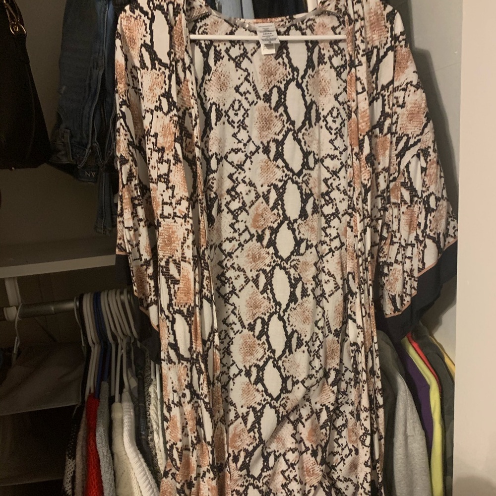 Snake print kimono
